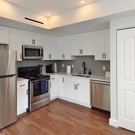 Fun Cozy Apts - 1 25 Mile Walk To Tiaa Bnk Fld Джаксънвил Екстериор снимка